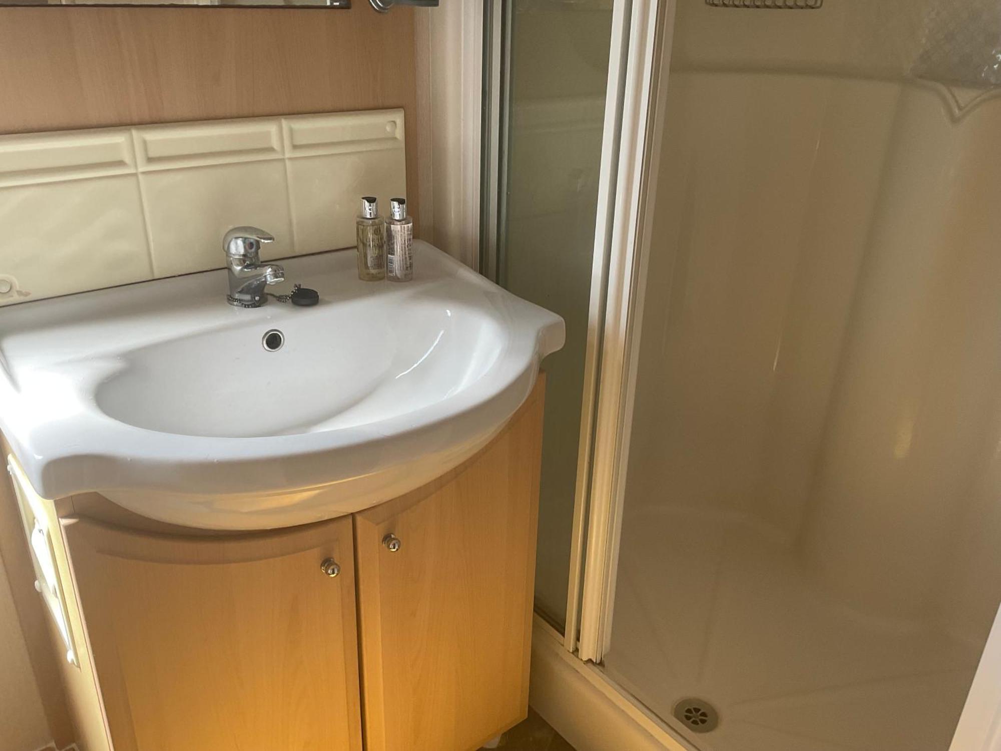 Romney Sands Holiday Home Greatstone Экстерьер фото